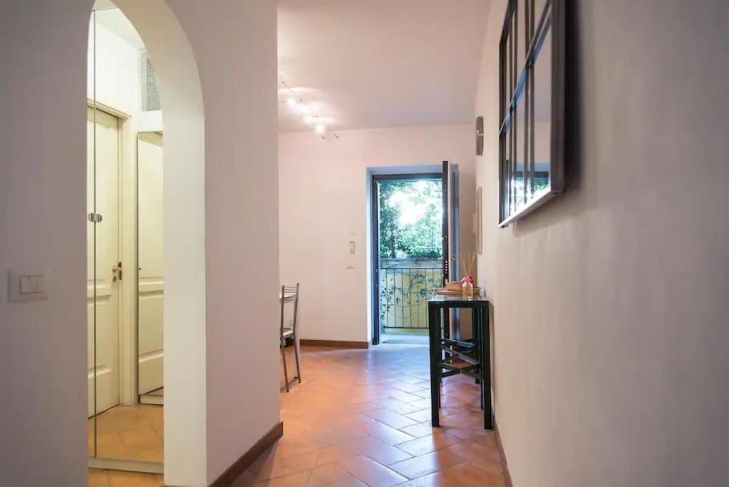 Hidden Retreat - Duomo Apartment มิลาน ภายนอก รูปภาพ