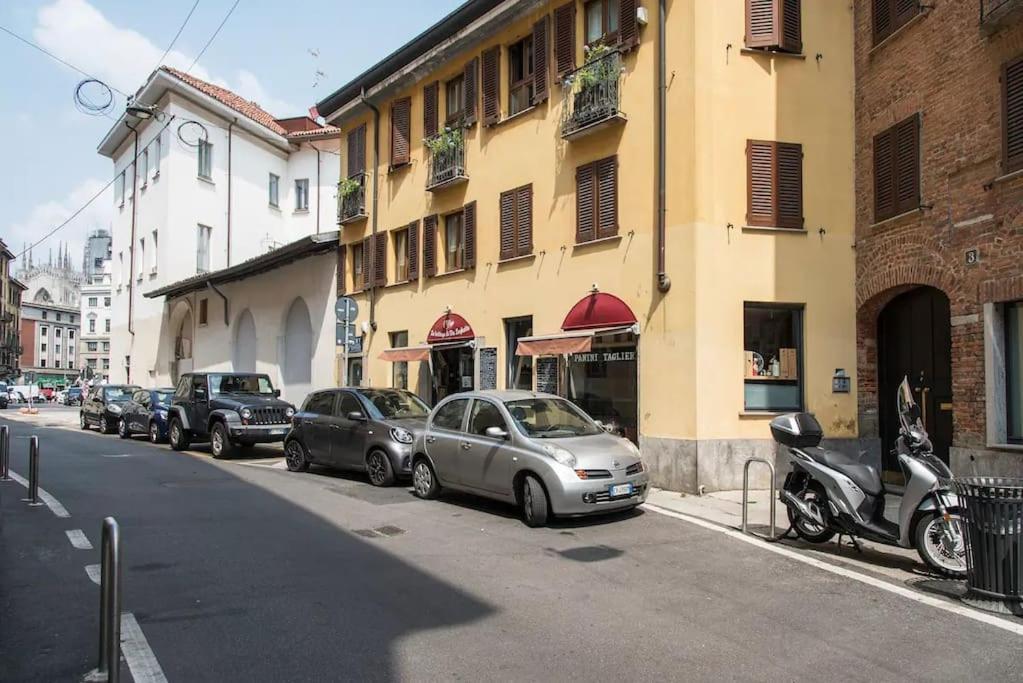 Hidden Retreat - Duomo Apartment มิลาน ภายนอก รูปภาพ