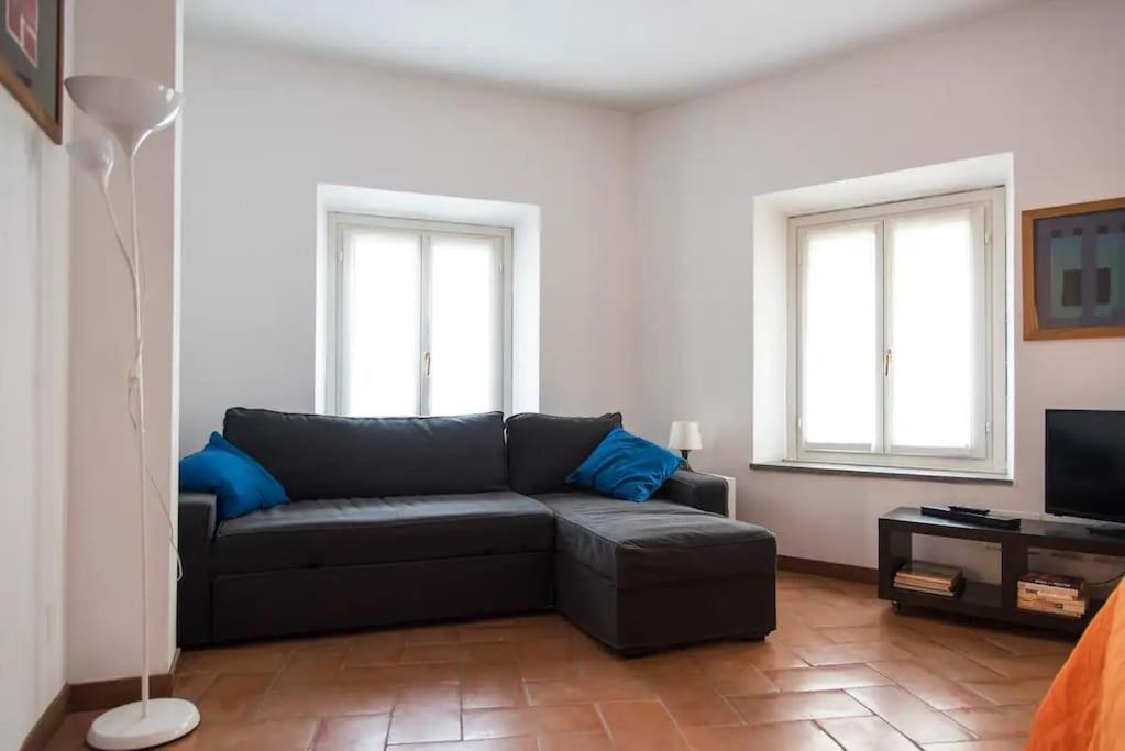 Hidden Retreat - Duomo Apartment มิลาน ภายนอก รูปภาพ
