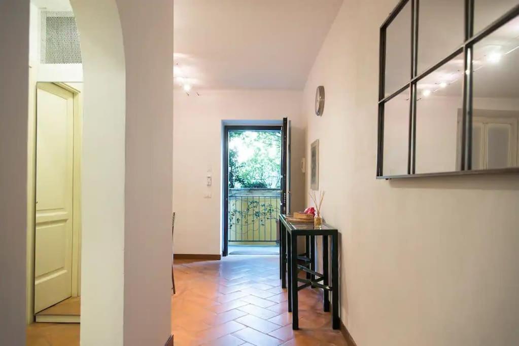 Hidden Retreat - Duomo Apartment มิลาน ภายนอก รูปภาพ